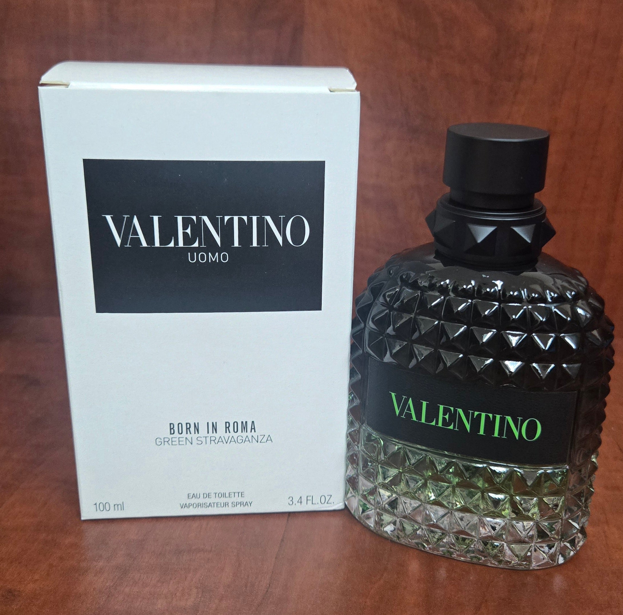 VALENTINO UOMO BORN IN ROMA GREEN STRAVAGANZA 3.4zo EDT SP TS (M)